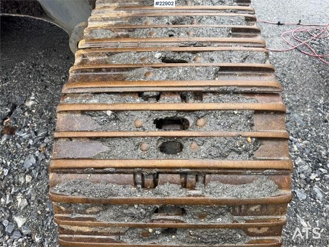 Pelle sur chenilles Liebherr R922 crawler excavator with digging bucket and 201