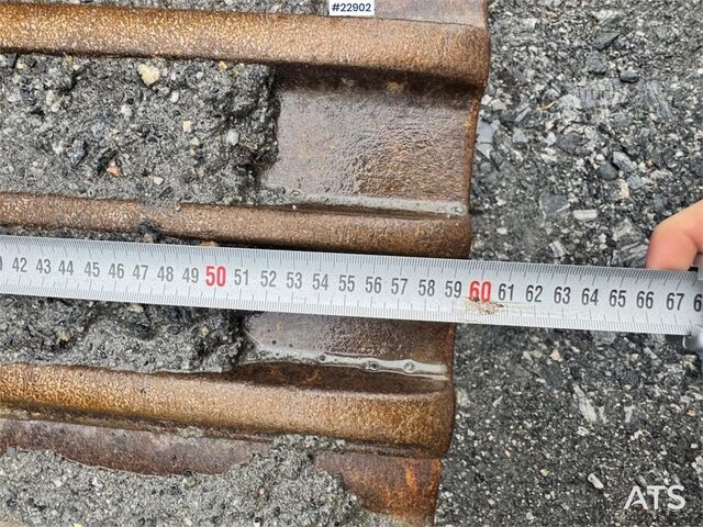 Pelle sur chenilles Liebherr R922 crawler excavator with digging bucket and 201