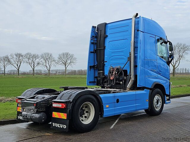 Standard-SZM VOLVO FH 460 PTO SKIRTS VEB+