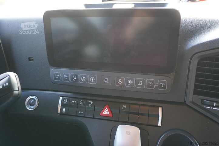 Box truck Mercedes-Benz Actros 2545 MP5 / KRONE 18 EPAL box body