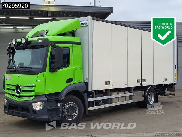 Box body Mercedes Antos 1827 4X2 2000kg Ladebordwand Automatic Xe...