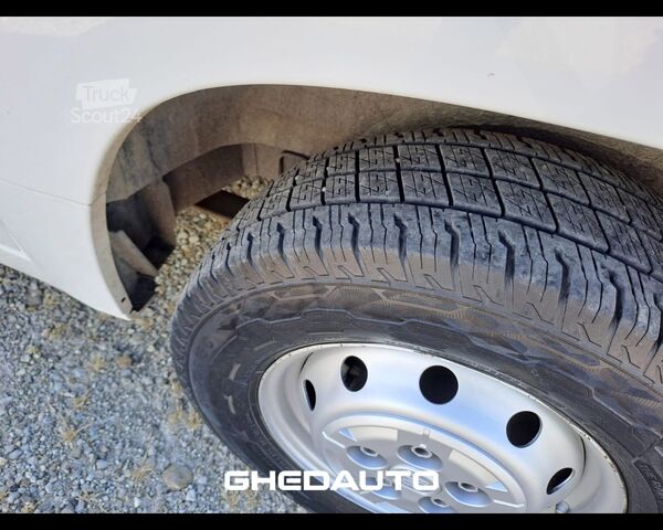 Minibus FIAT Ducato 290 35 E5 2014 - Ducato 35 LH2 2.3 mjt 130cv vetrato F.L.