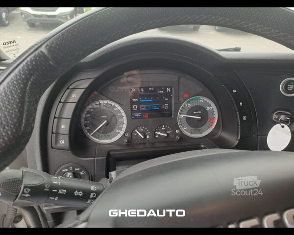 Standardni vlačilec IVECO AS440T/P - AS440 T/P cabinato con ralla