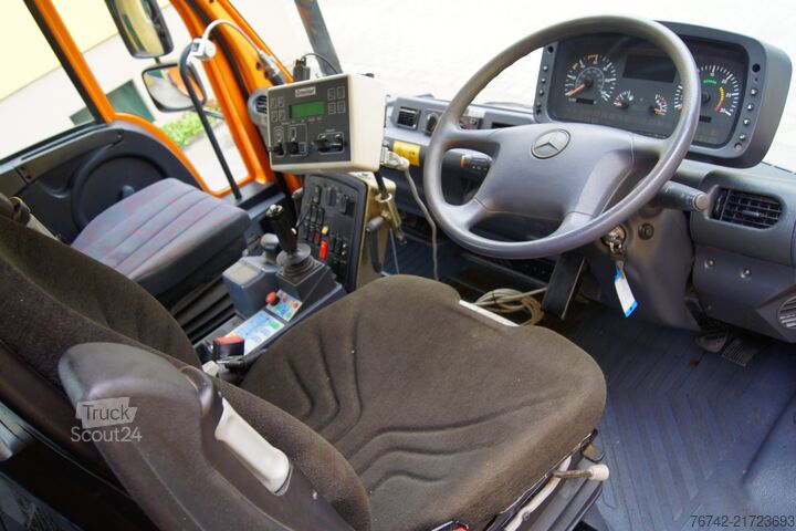 Autocarro ribaltabile Mercedes-Benz UNIMOG U400 /TÜV/Hydros./VarioPilot/Salzstreuer 4m³