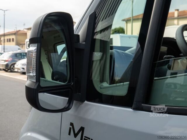 MCLOUIS MENFYS LINE 4 CS MINI VAN MET TOILET GEBRUIKT MCLOUIS MENFYS LINE 4 CS