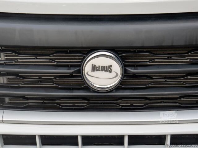 MCLOUIS MENFYS LINE 4 CS MINI VAN MET TOILET GEBRUIKT MCLOUIS MENFYS LINE 4 CS