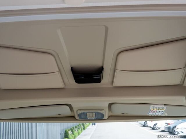 MCLOUIS MENFYS LINE 4 CS MINI VAN MET TOILET GEBRUIKT MCLOUIS MENFYS LINE 4 CS