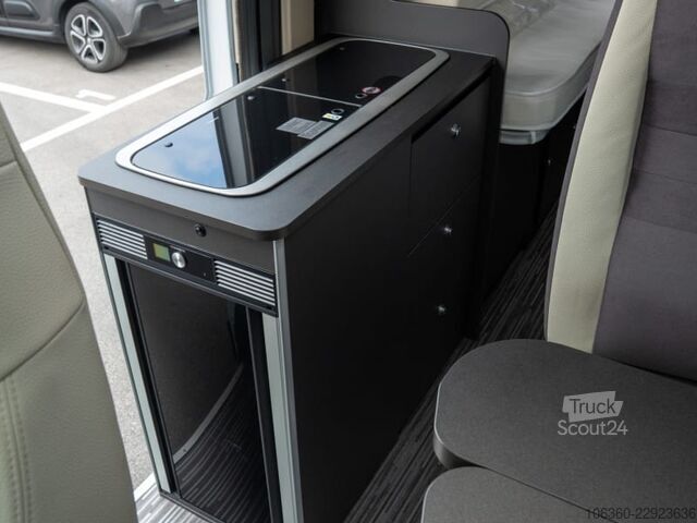 MCLOUIS MENFYS LINE 4 CS MINI VAN MET TOILET GEBRUIKT MCLOUIS MENFYS LINE 4 CS