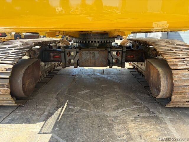 Pásový bagr Komatsu PC490HRD-10 - 28m Demolition Boom