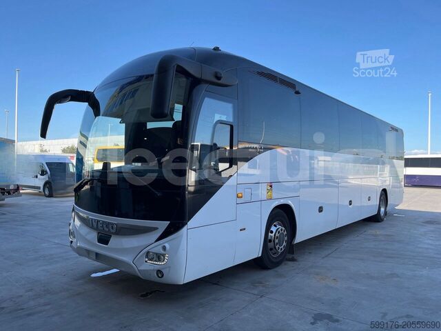 Autocar de turismo IVECO Magelys