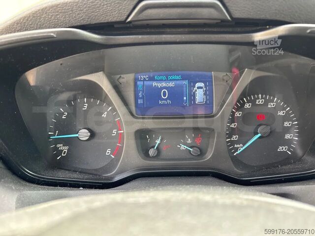 Trasporto persone Ford Transit