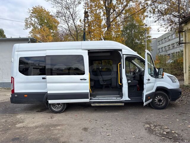 Transporte de personas Ford Transit