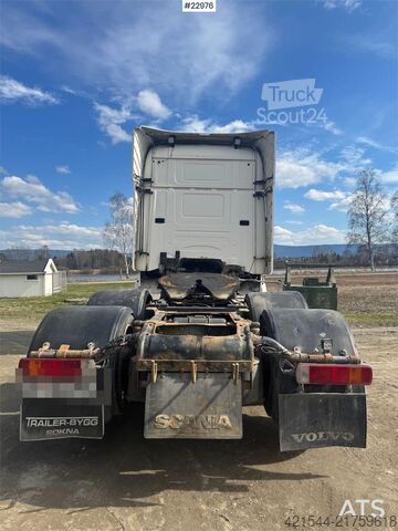Standard tractor Scania R500 6x2 tractor unit. Repair object.