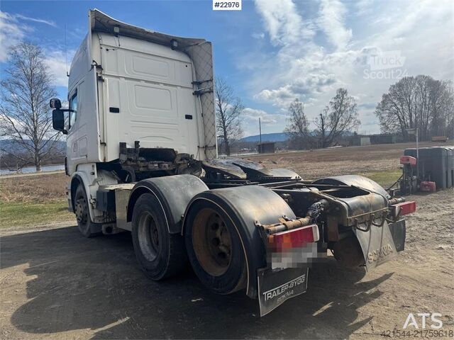 Standard tractor Scania R500 6x2 tractor unit. Repair object.