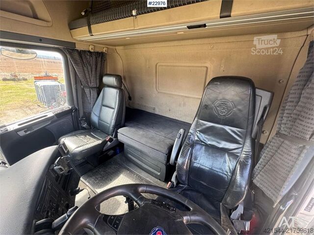 Standard tractor Scania R500 6x2 tractor unit. Repair object.