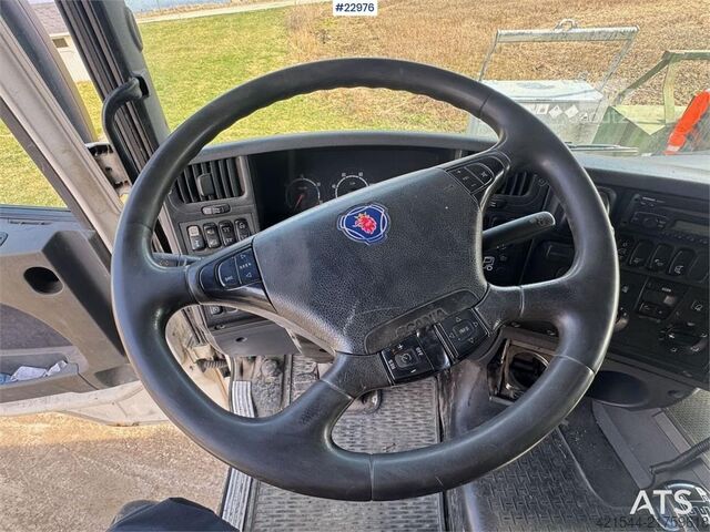 Standard tractor Scania R500 6x2 tractor unit. Repair object.