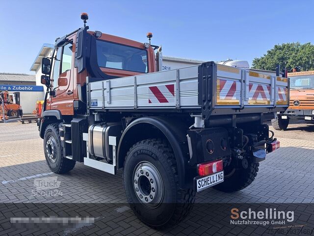Samochód do zadań specjalnych MERCEDES-BENZ U427