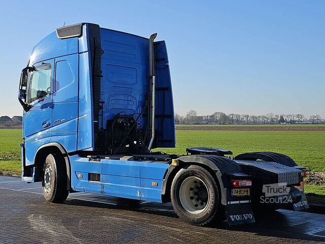 Standard-SZM VOLVO FH 460 PTO SKIRTS VEB+
