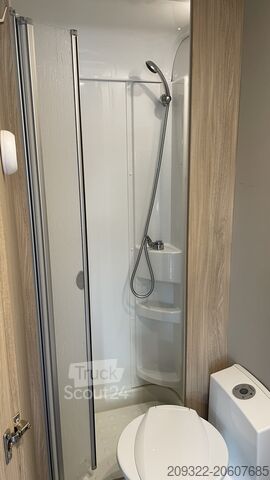 Częściowo zintegrowany kamper Fiat Ducato Carasuite 650 MF 5 | 5 Posti Letto | Semintegrato