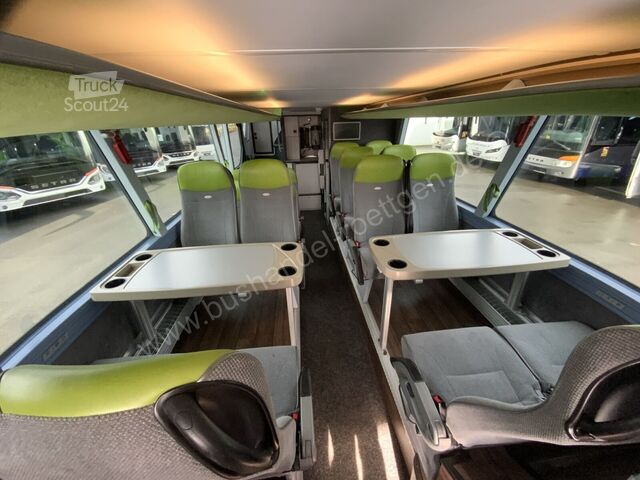 Двоповерховий Neoplan Skyliner L