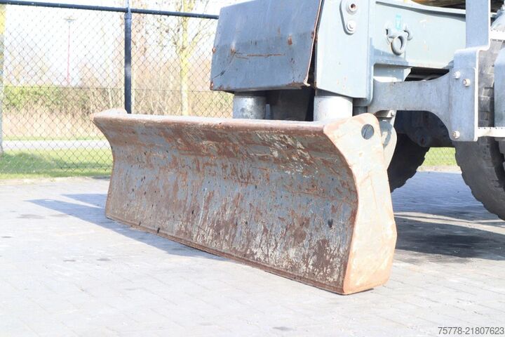 Macchina per la movimentazione dei materiali Liebherr LH 22 M | SORTING GRAB | BLADE