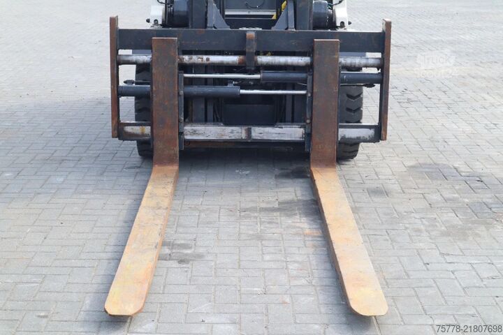 Gaffeltruck Doosan D55C-5 | 5500 KG | SIDESHIFT | POSITIONERS