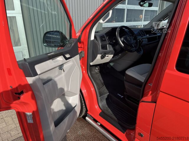 Matkustajabussi Volkswagen Transporter Kombi 2.0 TDI L2H1 150pk Btw en Bpm...