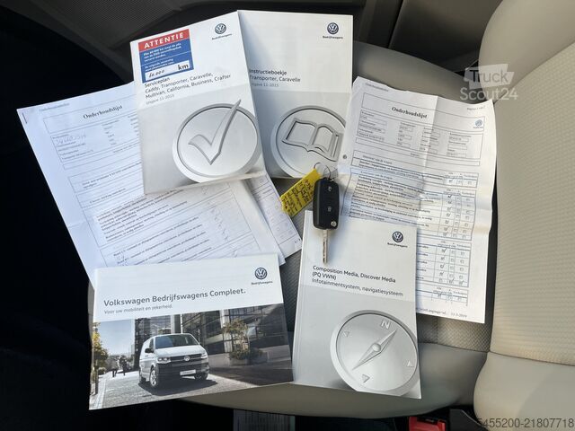 Matkustajabussi Volkswagen Transporter Kombi 2.0 TDI L2H1 150pk Btw en Bpm...