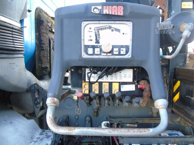 Kranbil Volvo FM 9.340 + HIAB 122 E4 + TIPPER + MANUAL