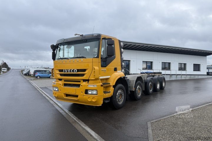 Chassi de caminhão Iveco 410T50-5 Trakker 10x4 / Swiss-Vehicle