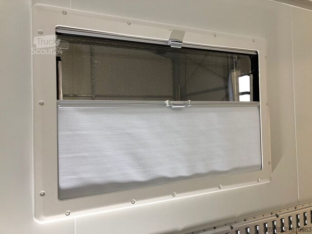 Kasti piekabe Vezeko TK B 27.35 Rampe Tür Fenster Kofferanhänger