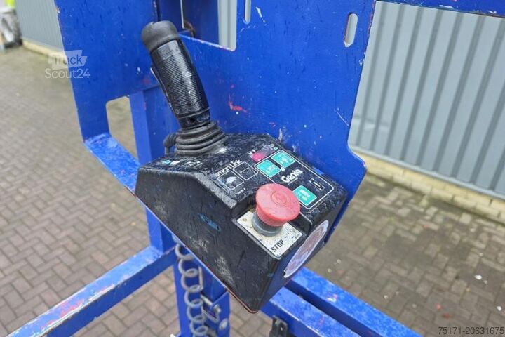 Škarjasto dvigalo Genie GS3369DC Electric, 11.9m Working Height, 454kg Cap