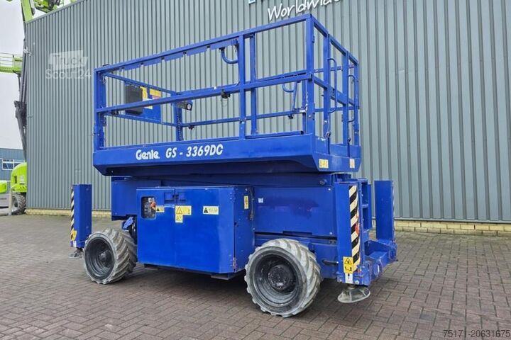 Pont élévateur à ciseaux Genie GS3369DC Electric, 11.9m Working Height, 454kg Cap