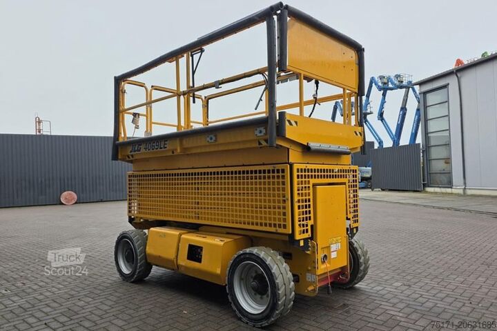 Scherenhebebühne JLG 4069LE Electric, 14.2m Working Height, 360kg Capac