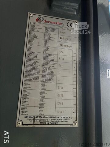 Mașină de construcții  Durmazlar ys3016 saks til stålplater