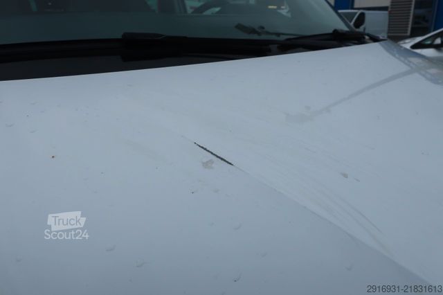 حافلة صغيرة VOLKSWAGEN T6 Transporter lang/9 Sitze/Klima/1 Hand/Nr. 152