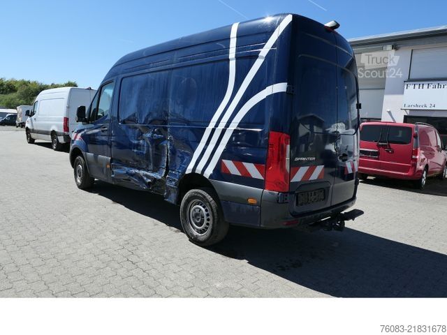 Furgoneta de caja alta MERCEDES-BENZ Sprinter 317 CDI L2H2 Klima Kamera Navi AHK2,8t