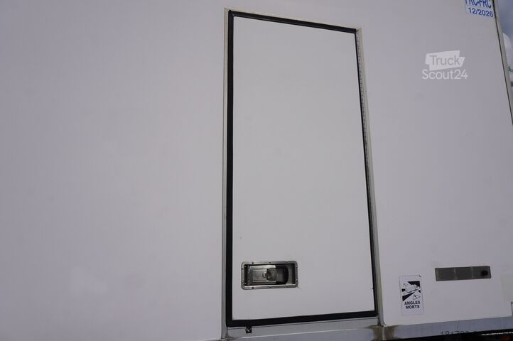 Авторефрижератор DAF LF 220 / Refrigerator 16 EPAL Multitemp