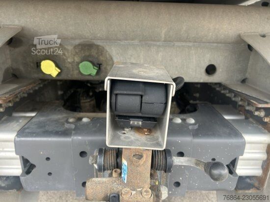 Üç taraflı damperli kamyon VOLVO FH 500 6X4 3-SEITEN KIPPER KRAN  MFCT HAMA KIPPER, PALFINGER PK 22000 RETARDER