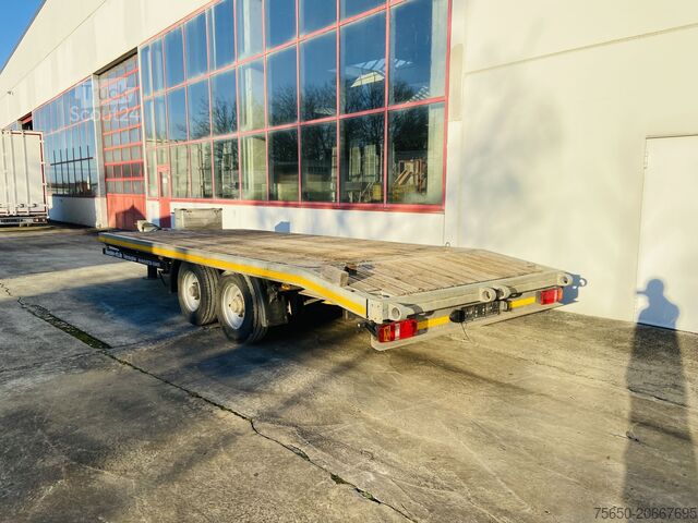 Alacsony rakodószintű pótkocsi Möslein TTS 11 Schwebheim Tandemtieflader