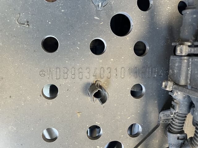 Standaard-SZM Mercedes-Benz Actros 1842 Streamspace / 945 dkm / 2 Tanks / N...