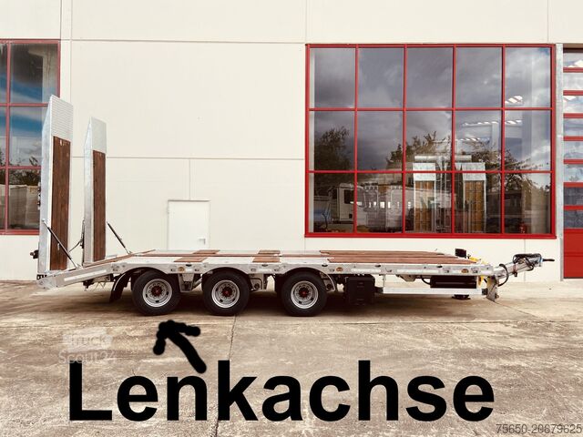 Lågbyggd trailer Möslein TT 31  31 t GG Tridem- Tieflader 3 Achs, gelenktNeufahrzeug