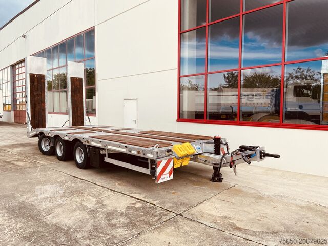 Lågbyggd trailer Möslein TT 31 31 t GG Tridem- Tieflader 3 Achs, gelenktNeufahrzeug