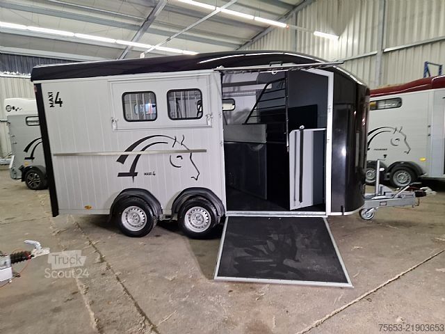 Pferdeanhänger Cheval Liberté Maxi 4 Modell Frontexit Saddleroom 3500