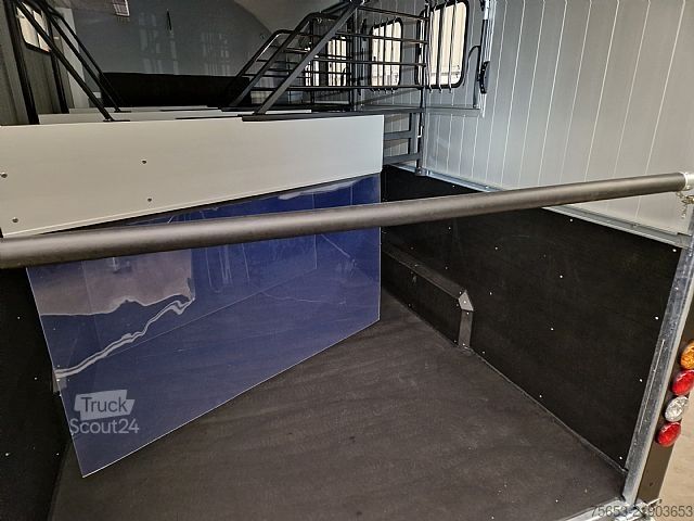 Pferdeanhänger Cheval Liberté Maxi 4 Modell  Frontexit Saddleroom 3500