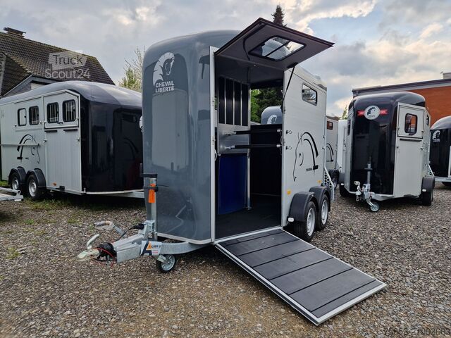 Pferdeanhänger Cheval Liberté Touring Country SAKA irongrey Abholpreis