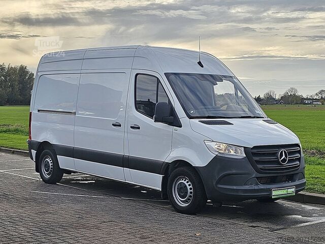 High-roof van MERCEDES-BENZ SPRINTER 314 L2H2 Mbux Automaat!