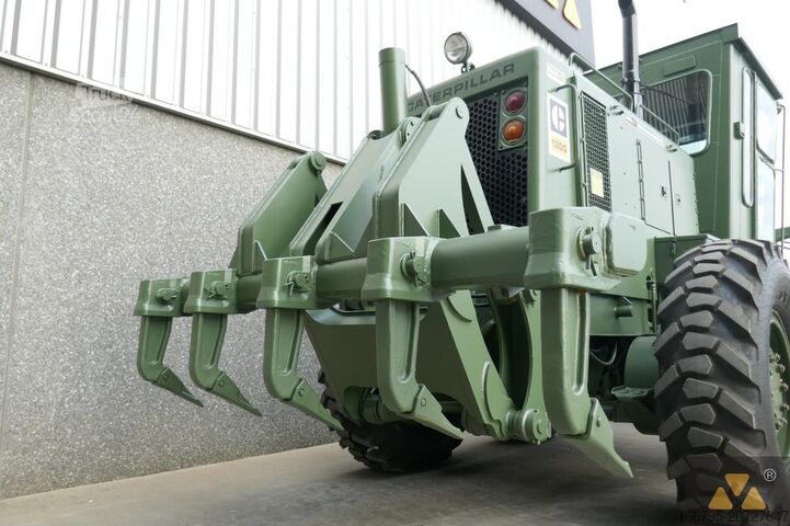Greideris Caterpillar 130G Ex-army