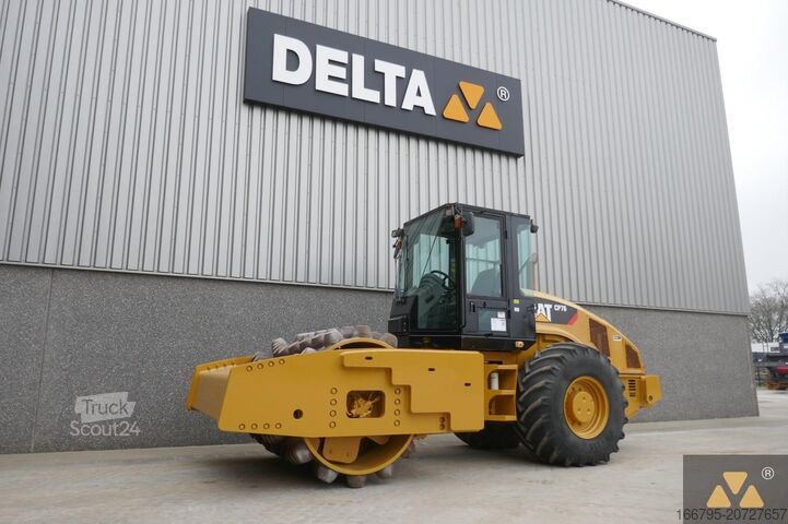 однобарабанный каток Caterpillar CP76