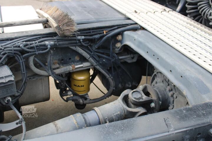 Standaard-SZM MAN TGX 4x2 FULL AIR - 2x TANK - AIRCO - AUTOMATIC